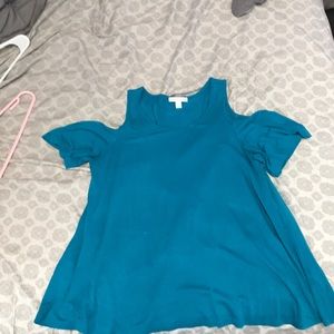 Cold shoulder top